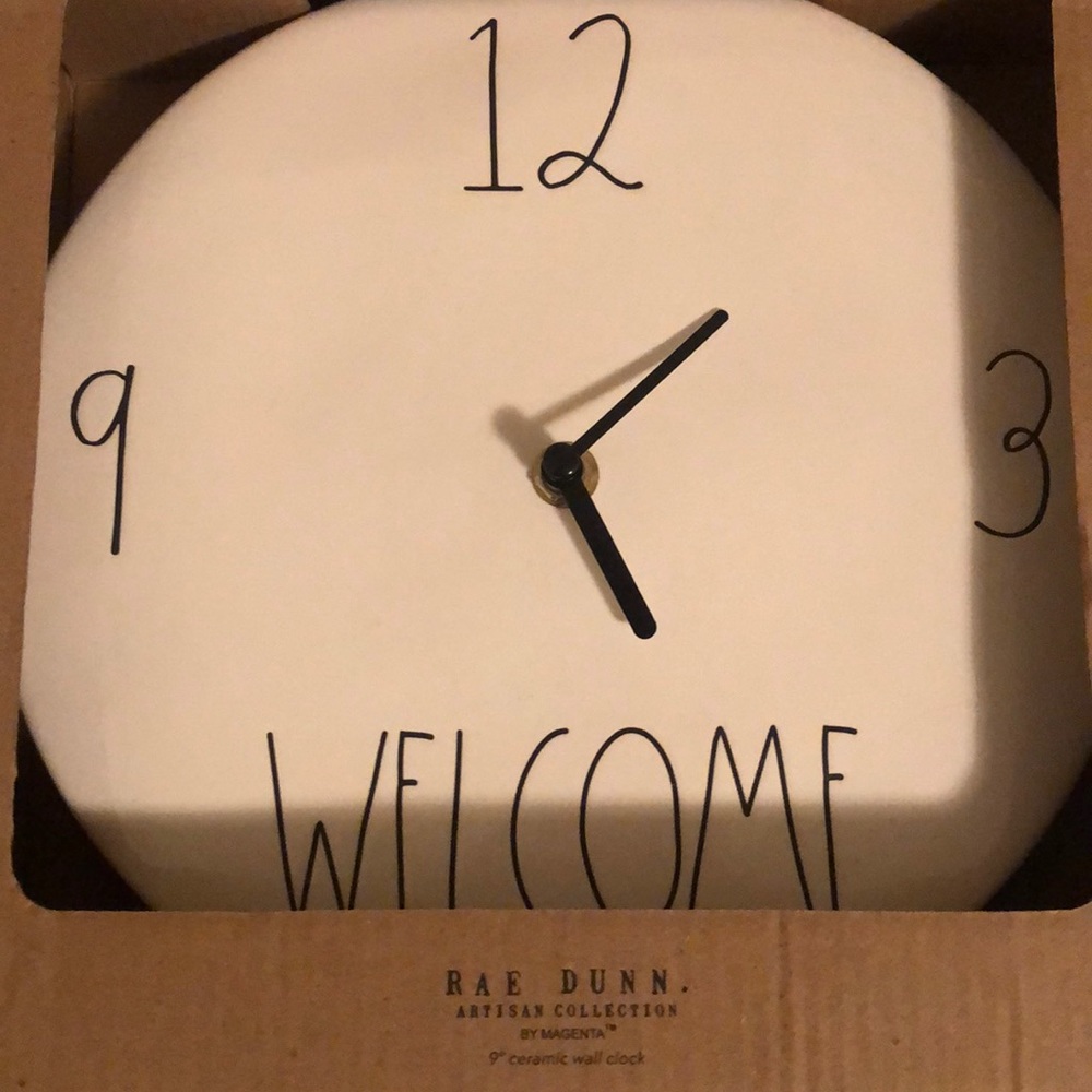 New Rae Dunn WELCOME Clock - Picture 3 of 4